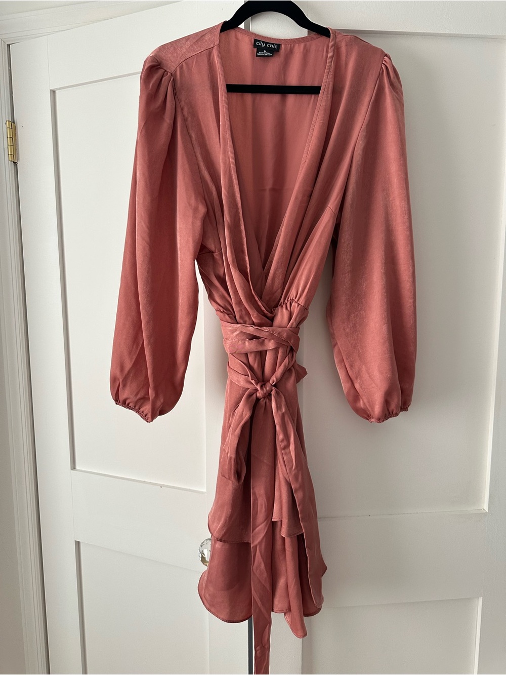 City Chic Rose Wrap Dress Sz M / 18 NWOT
